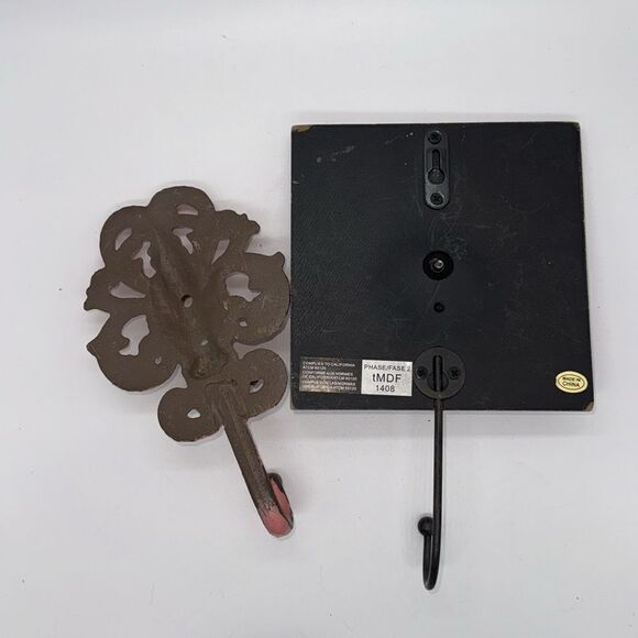 Two Fleur-de-lis Wrought Iron and Wood Wall Hooks - Picture 2 of 7